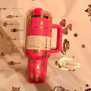 Stanley 40 oz lilo and stitch Pink Tumbler with Handle